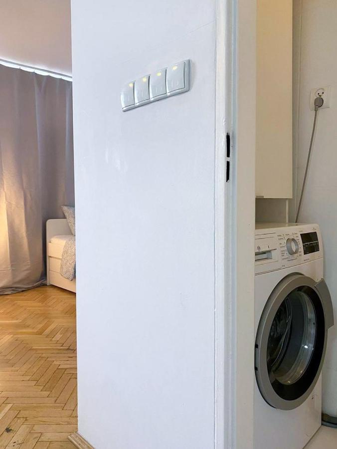 ורשה Halby Apartment Chlodna 15 מראה חיצוני תמונה